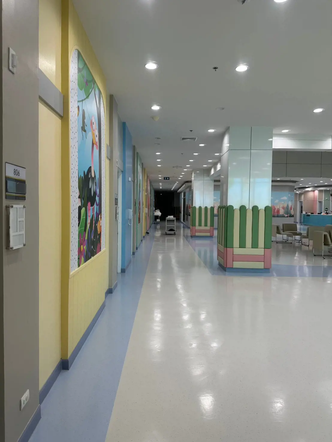 งานสถาปัตยกรรมและตกแต่งภายใน โรงพยาบาลเวิลด์เมดิคอล ชั้นที่8